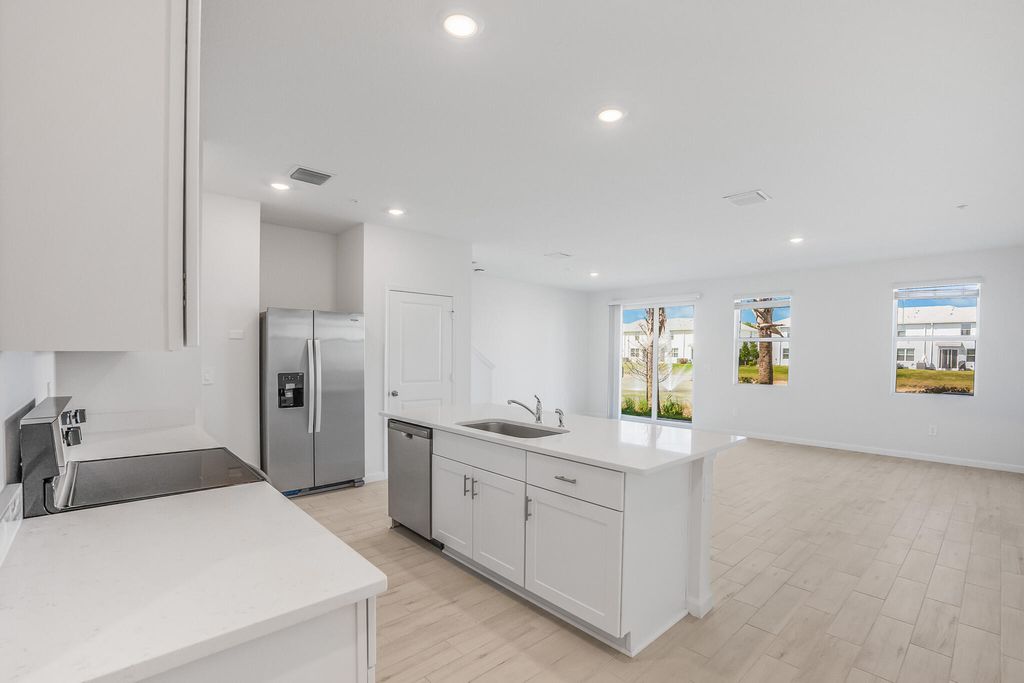 Photo of 587 Salisbury Circle, Fort Pierce, FL 34982 (MLS # B26032146)