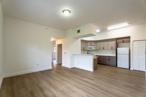 Tiny photo for 2801 Riverside Drive #301-s, Coral Springs, FL 33065 (MLS # B26046069)