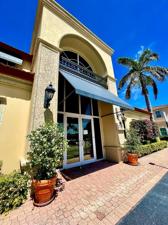 BOULEVARD COMMERCE PARK - Commercial Sale