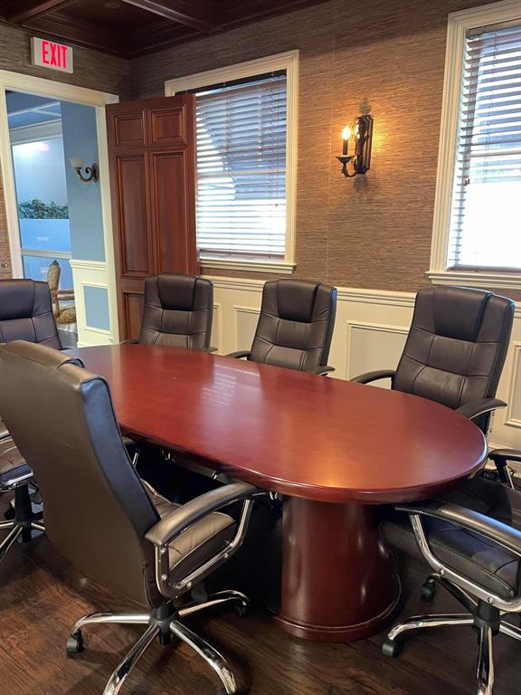 BOULEVARD COMMERCE PARK - Commercial Sale