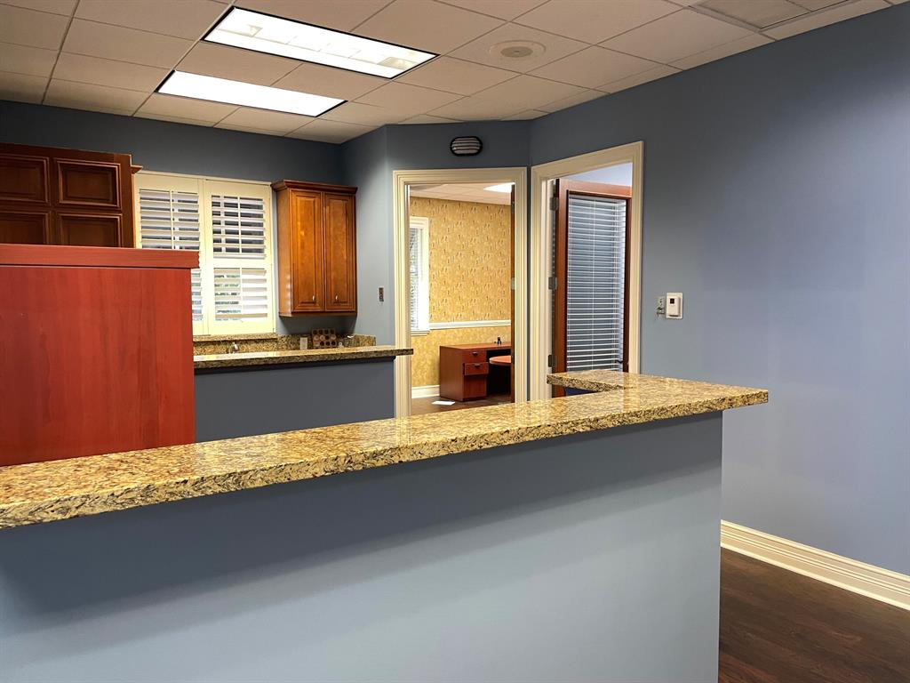 BOULEVARD COMMERCE PARK - Commercial Sale