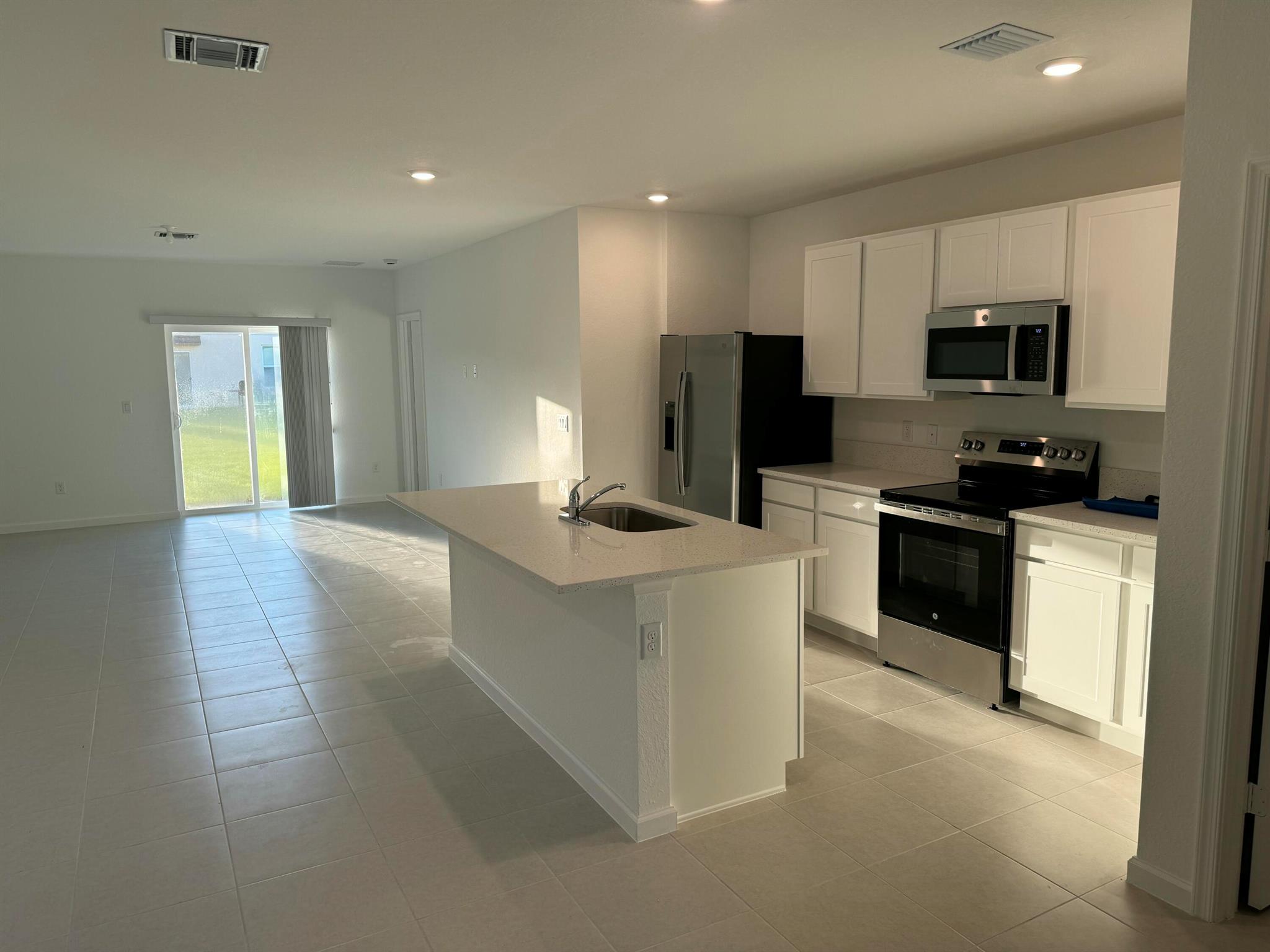 BENT CREEK - TRACT C - Residential Lease