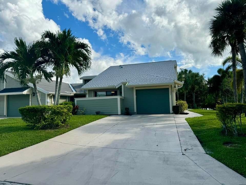 Photo of 1502 SE Dewberry Court, Port Saint Lucie, FL 34952 (MLS # R11023629)
