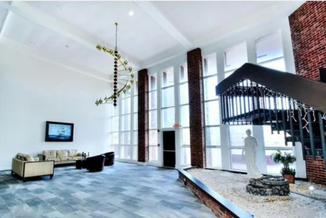 Lauderdale Oaks - Residential Lease