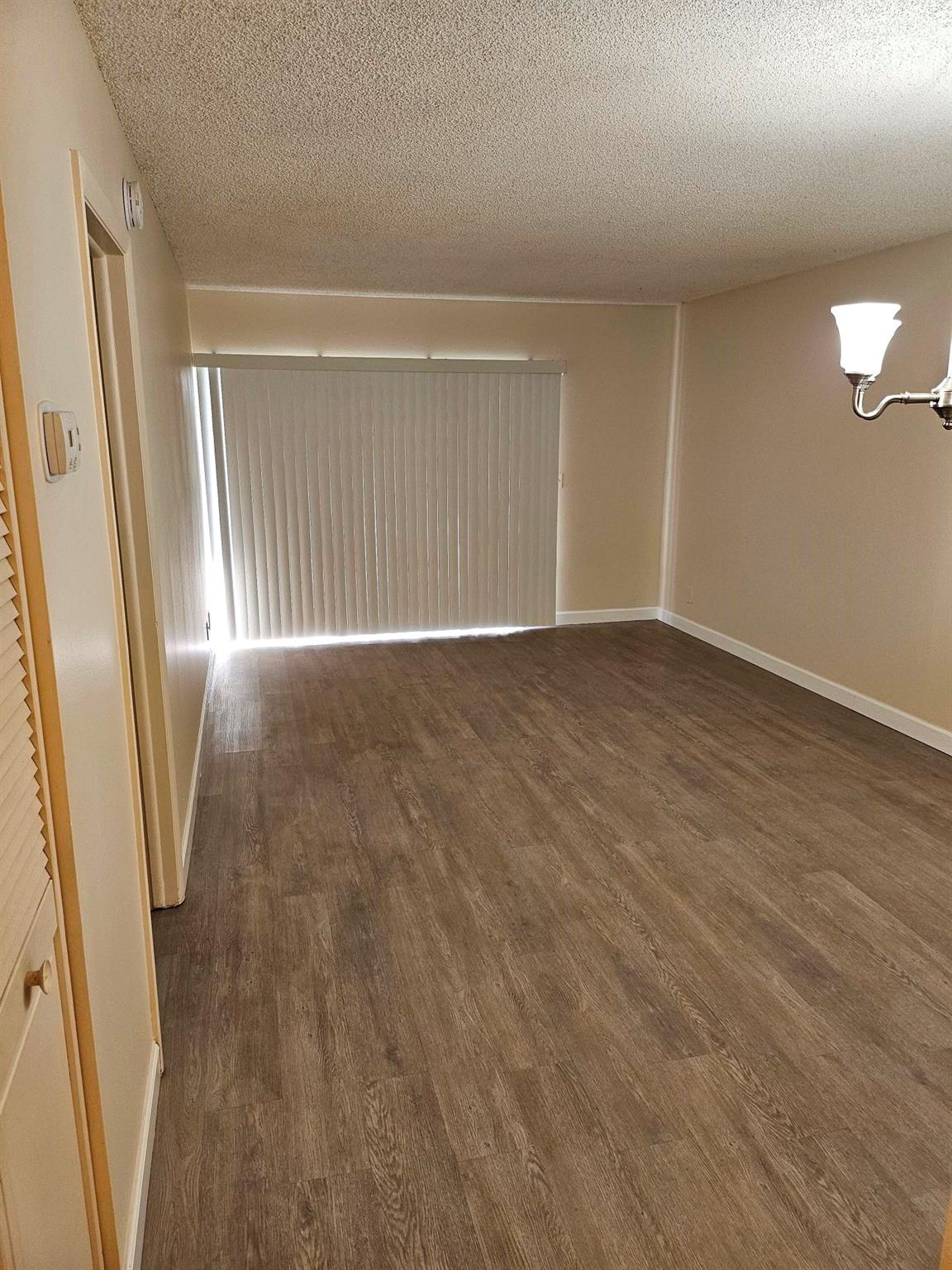 Lauderdale Oaks - Residential Lease