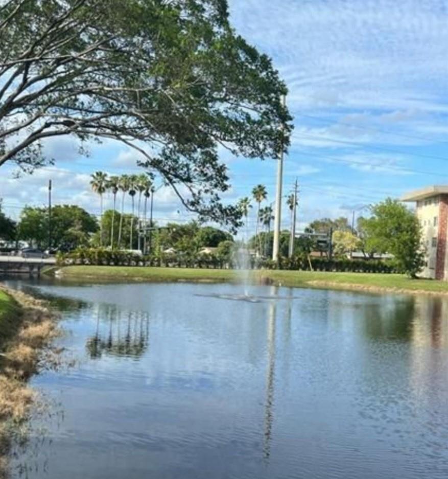 Lauderdale Oaks - Residential Lease