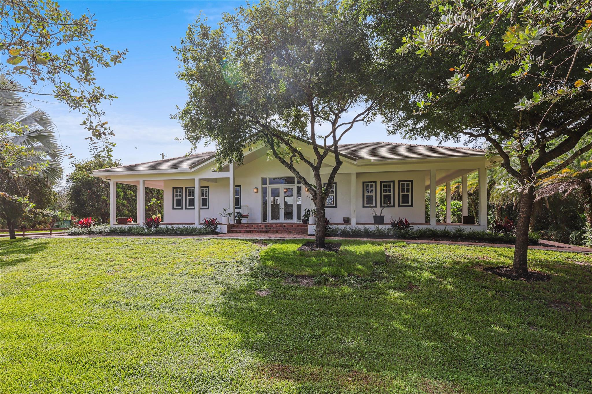 Sunshine Ranches - Residential