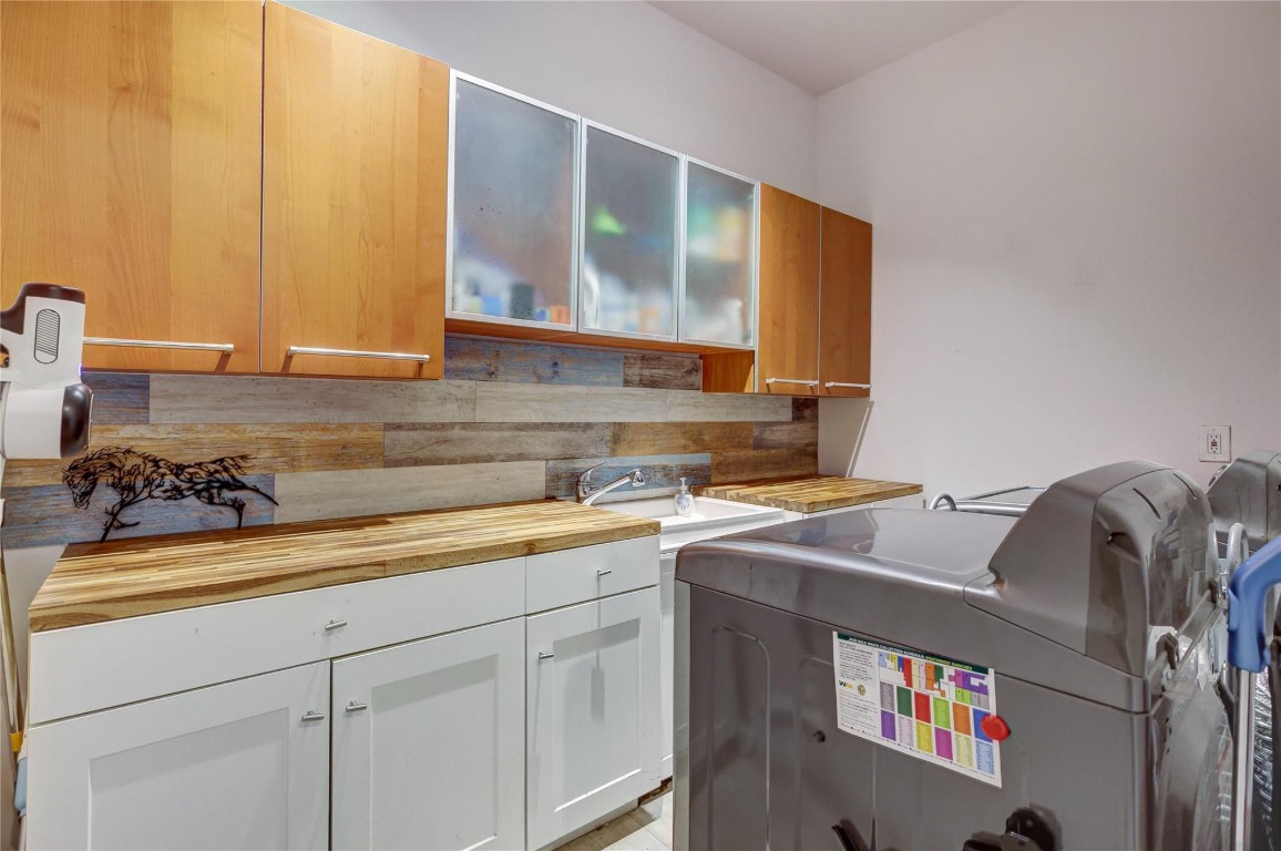 Sunshine Ranches - Residential