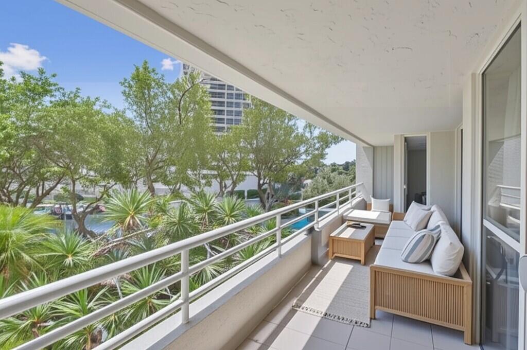 4201 N Ocean Boulevard 208