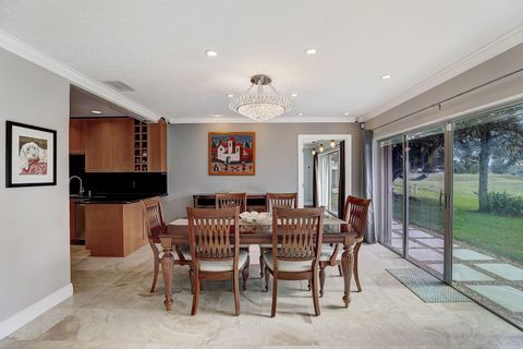 Single Family Residence in Tamarac FL 5306 Sea Grape Cir 11.jpg