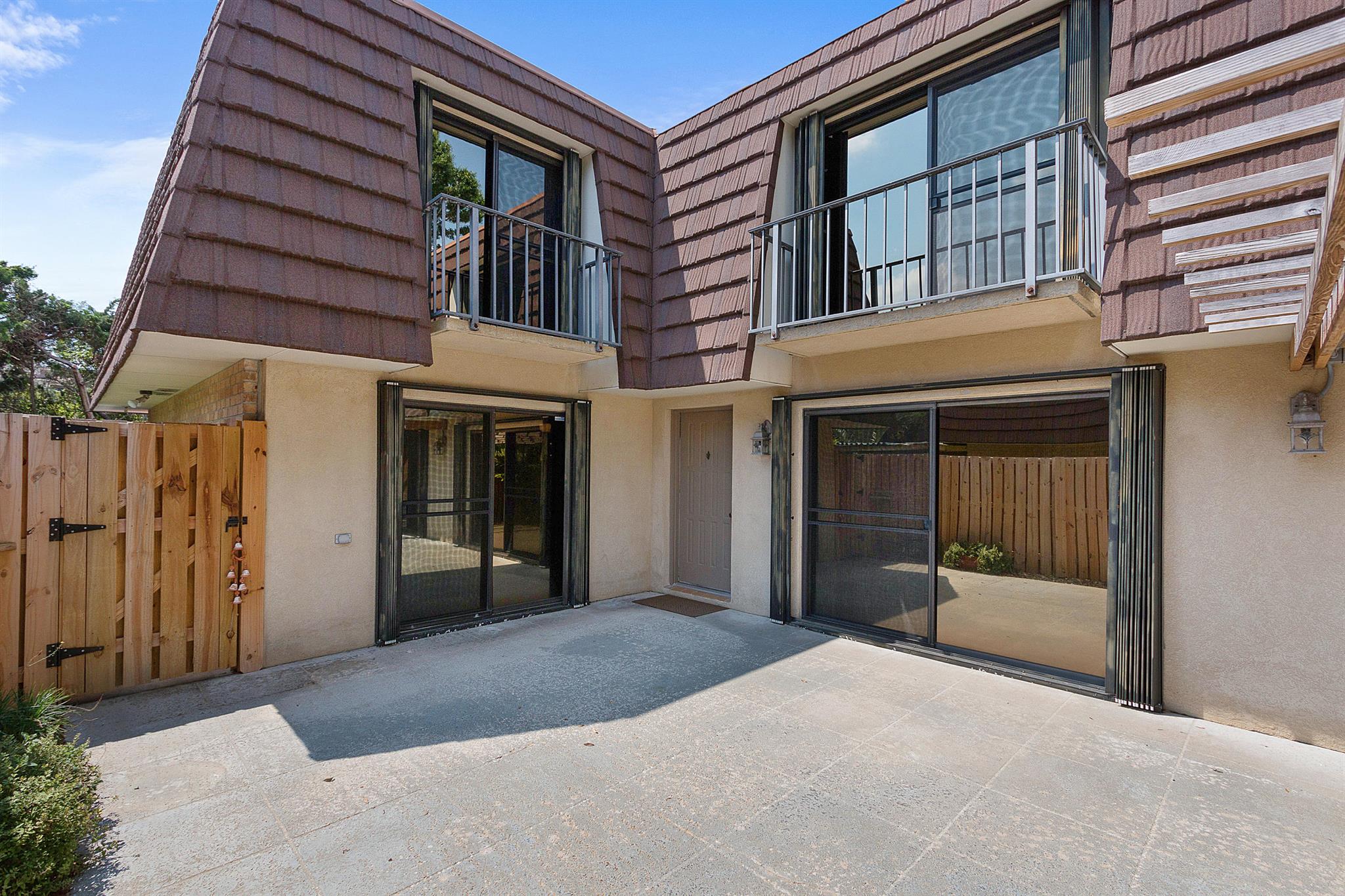2218 22nd Lane