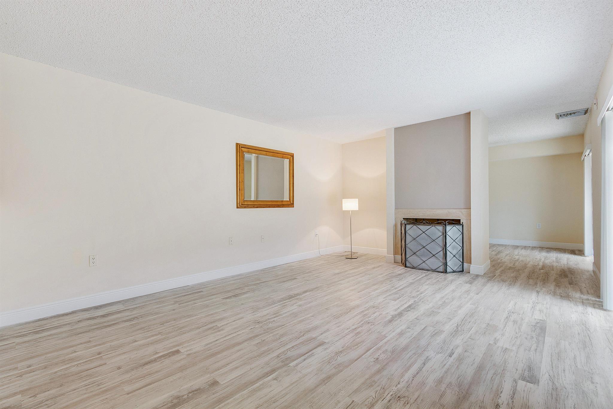 2218 22nd Lane