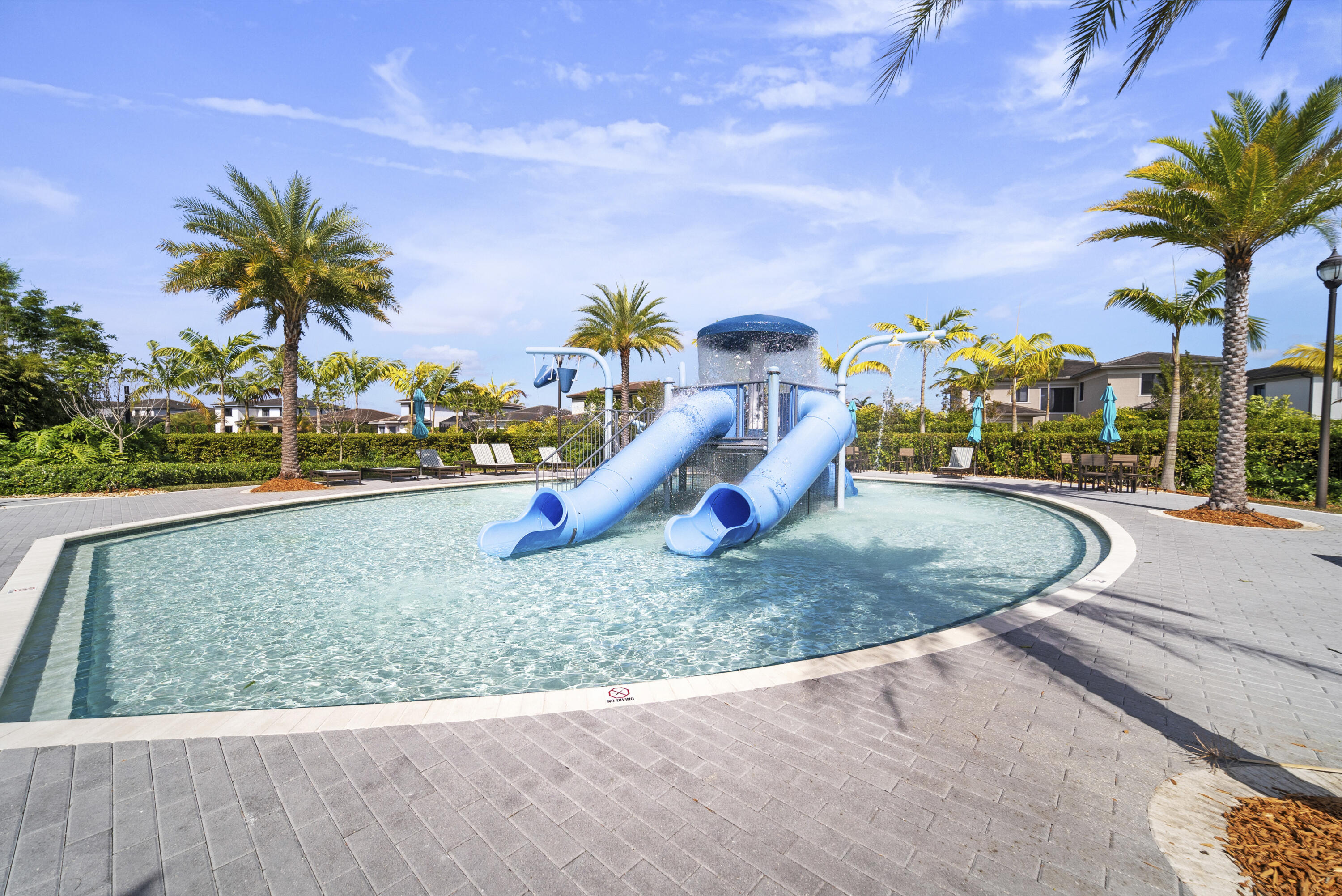 TOWN PARC - Residential