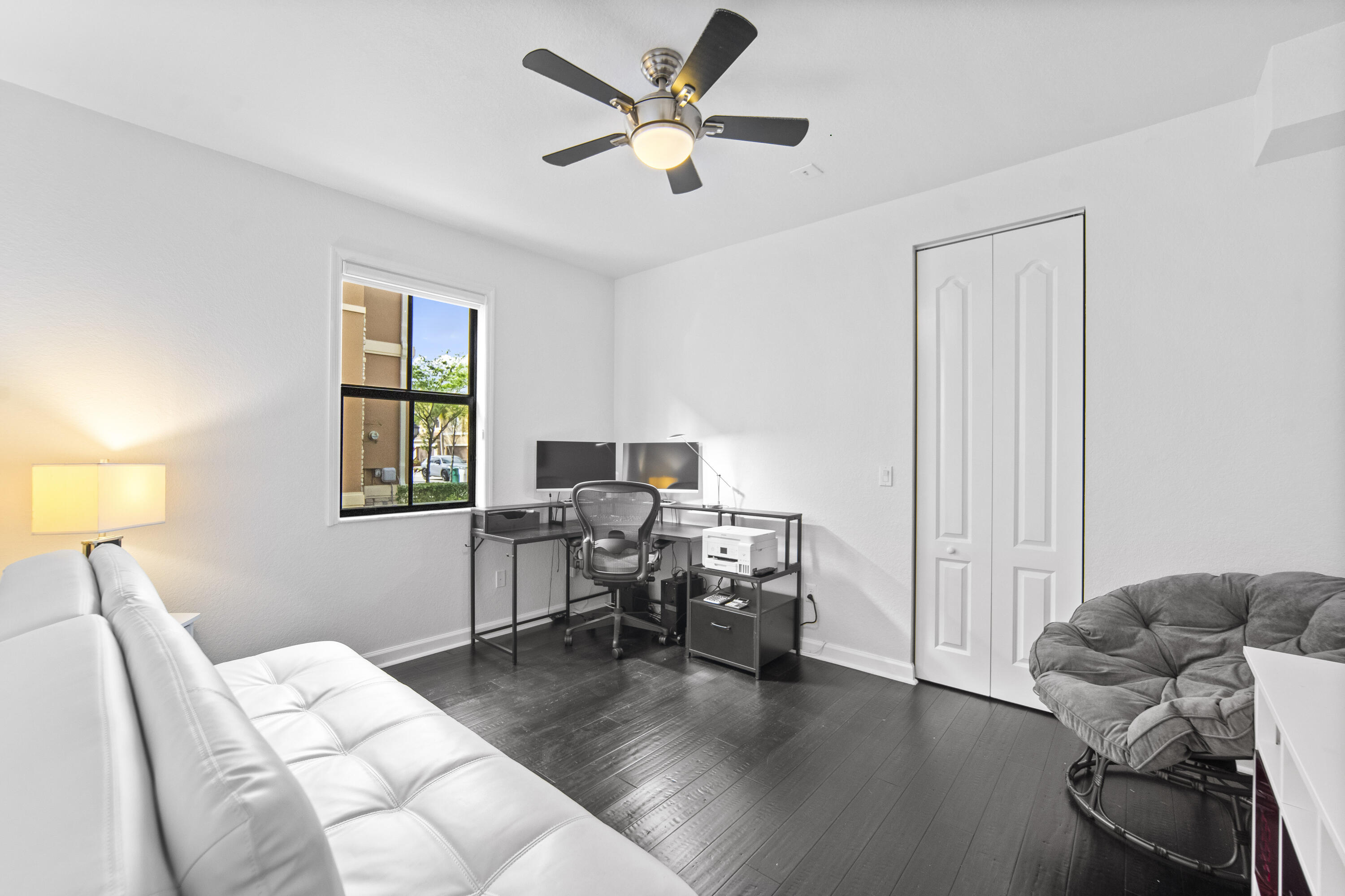 TOWN PARC - Residential