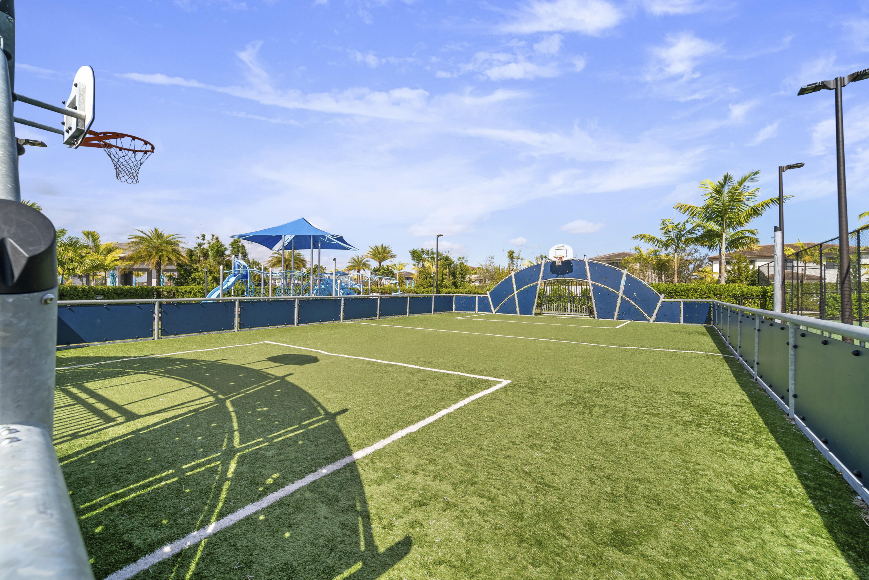 TOWN PARC - Residential