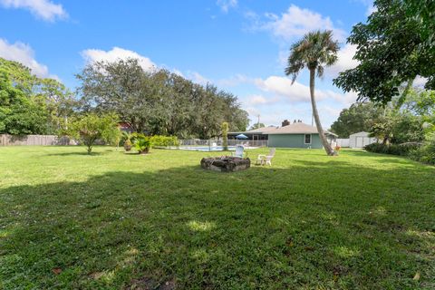 A home in The Acreage