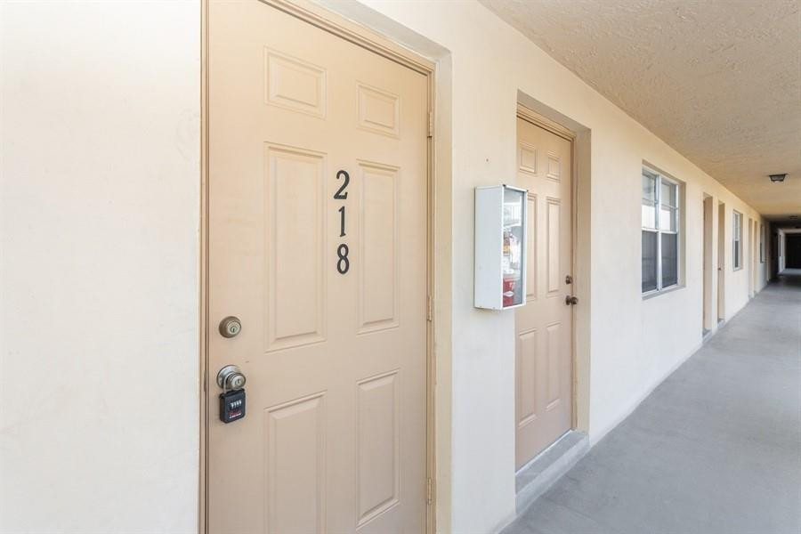 WARRENTON HOUSE - Residential