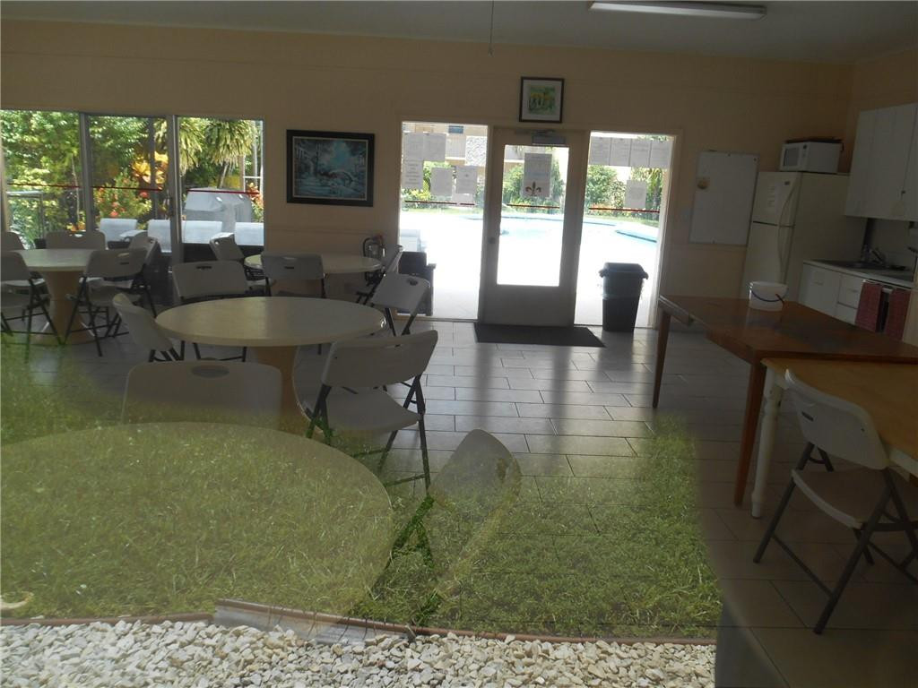 WARRENTON HOUSE - Residential