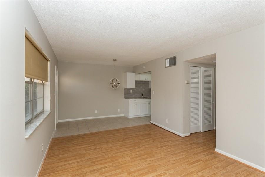 WARRENTON HOUSE - Residential