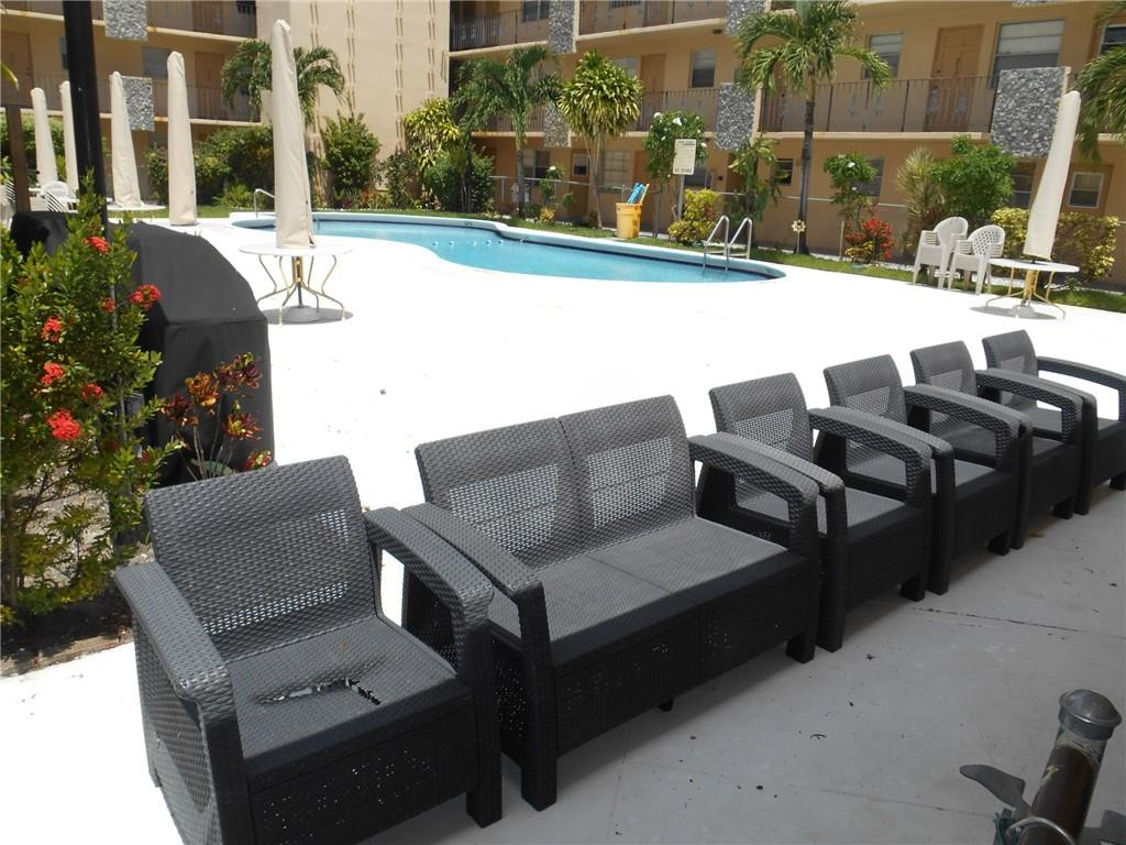 WARRENTON HOUSE - Residential