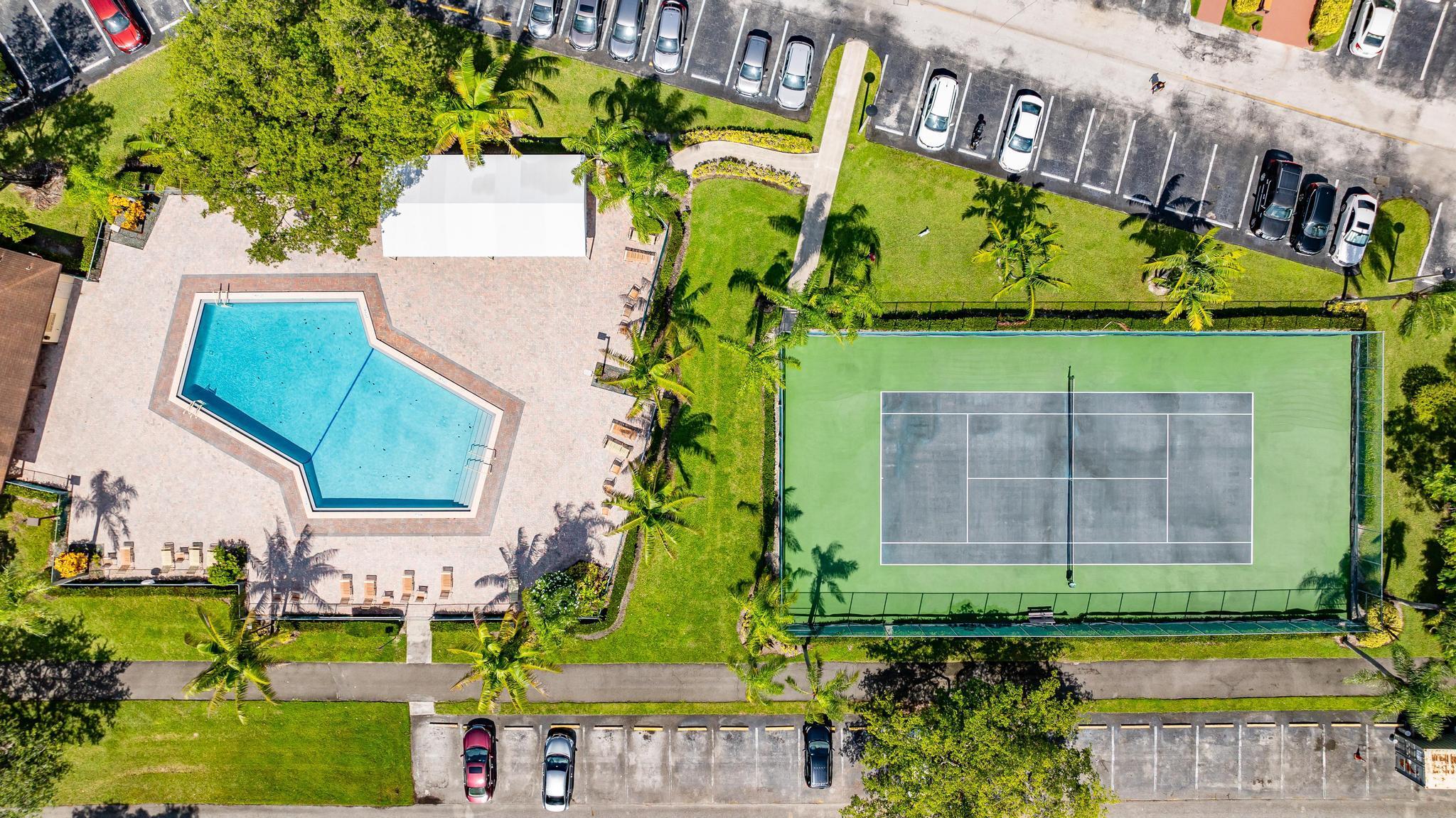 CAMBRIDGE AT CENTURY VILL - Residential Lease