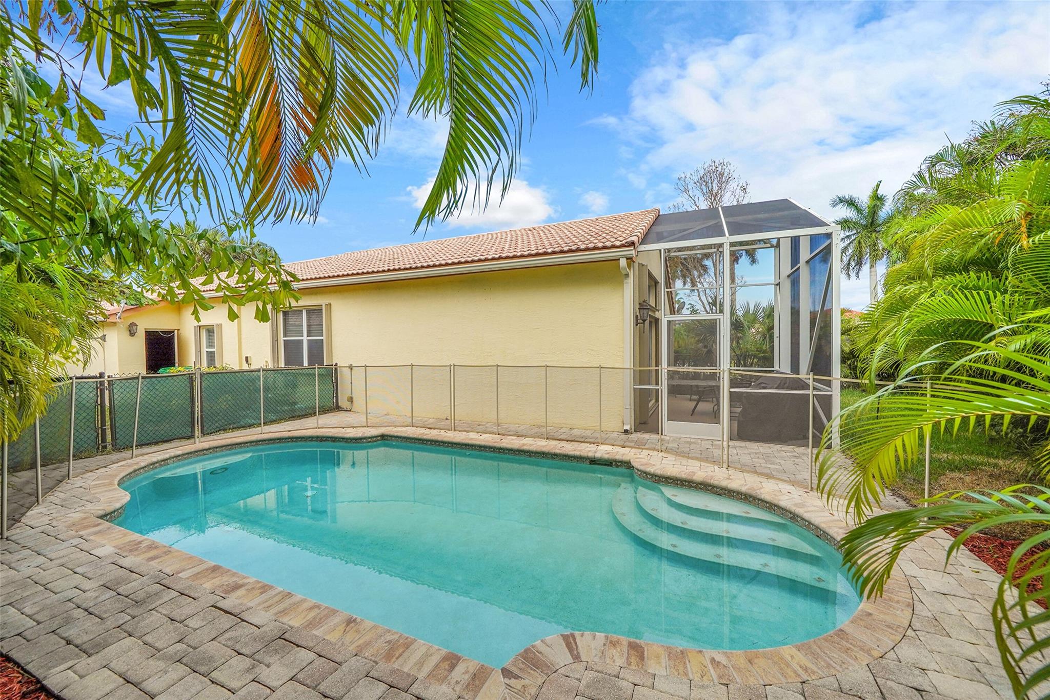 Wyndham Circle 157-9 B - Residential
