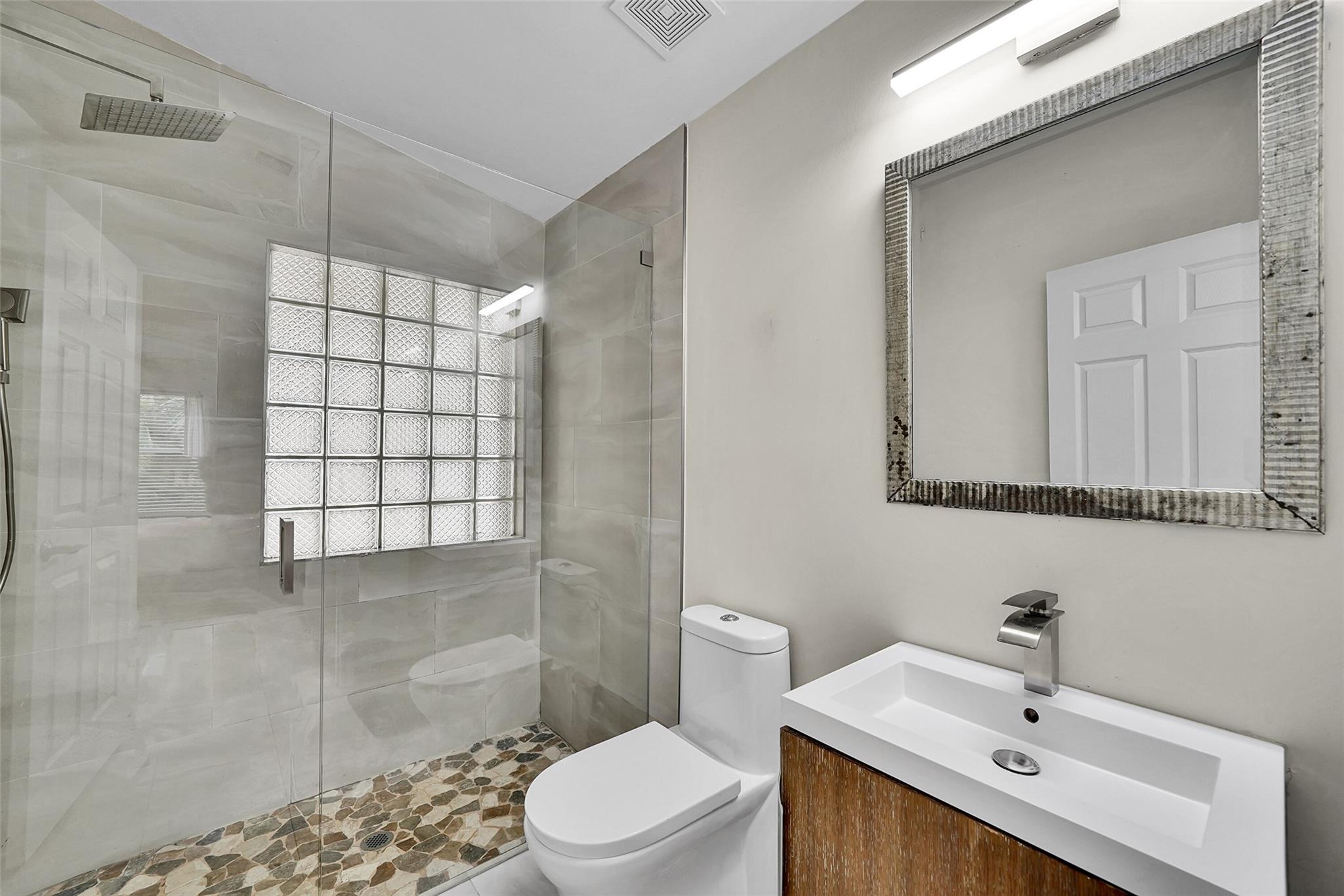 Wyndham Circle 157-9 B - Residential