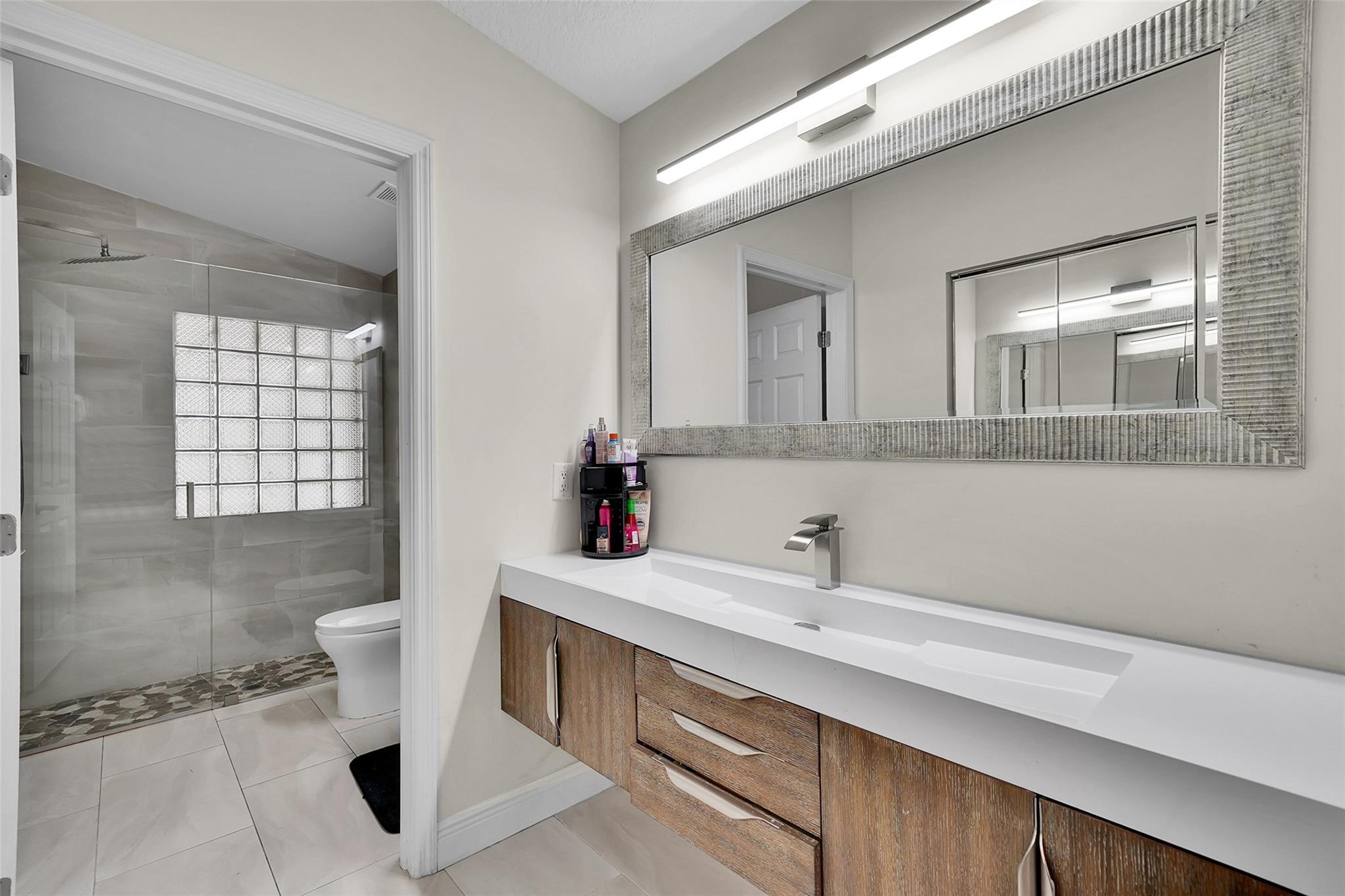 Wyndham Circle 157-9 B - Residential