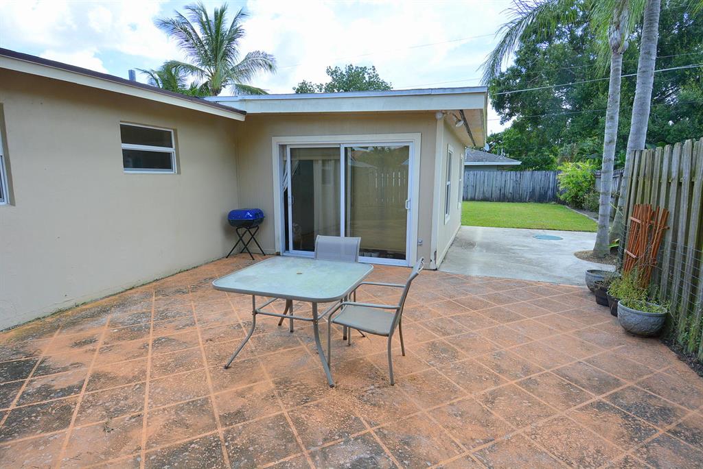 PALM LAKE ESTATES & ZORAT - Residential