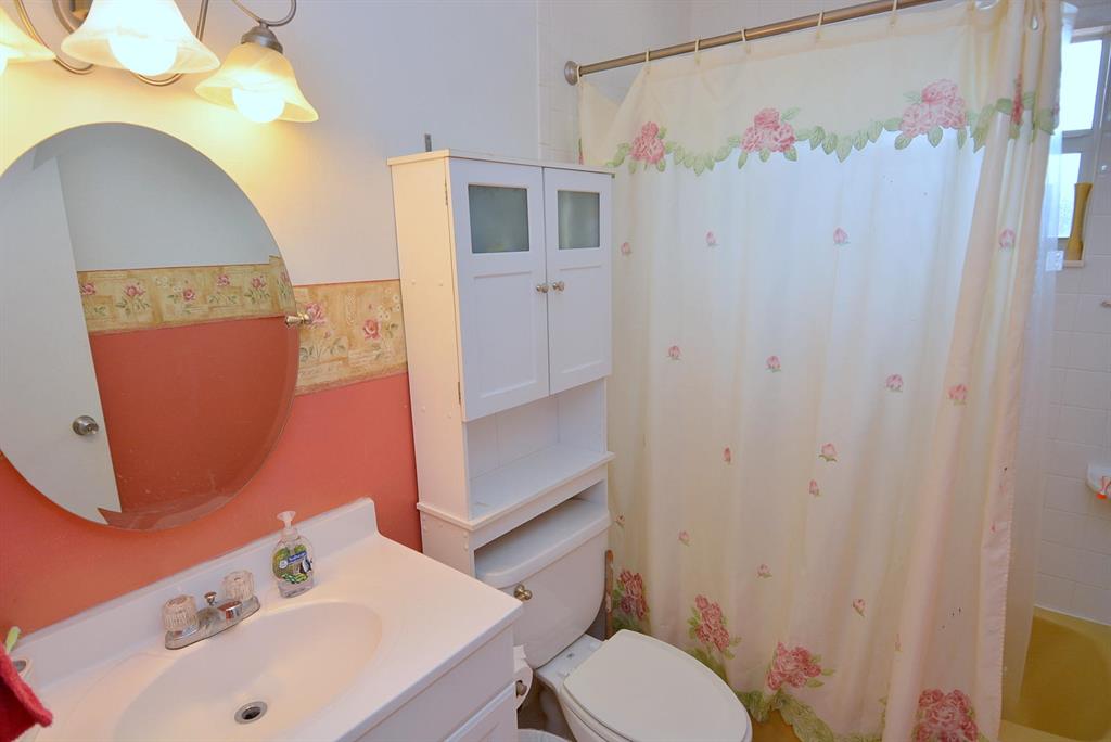 PALM LAKE ESTATES & ZORAT - Residential