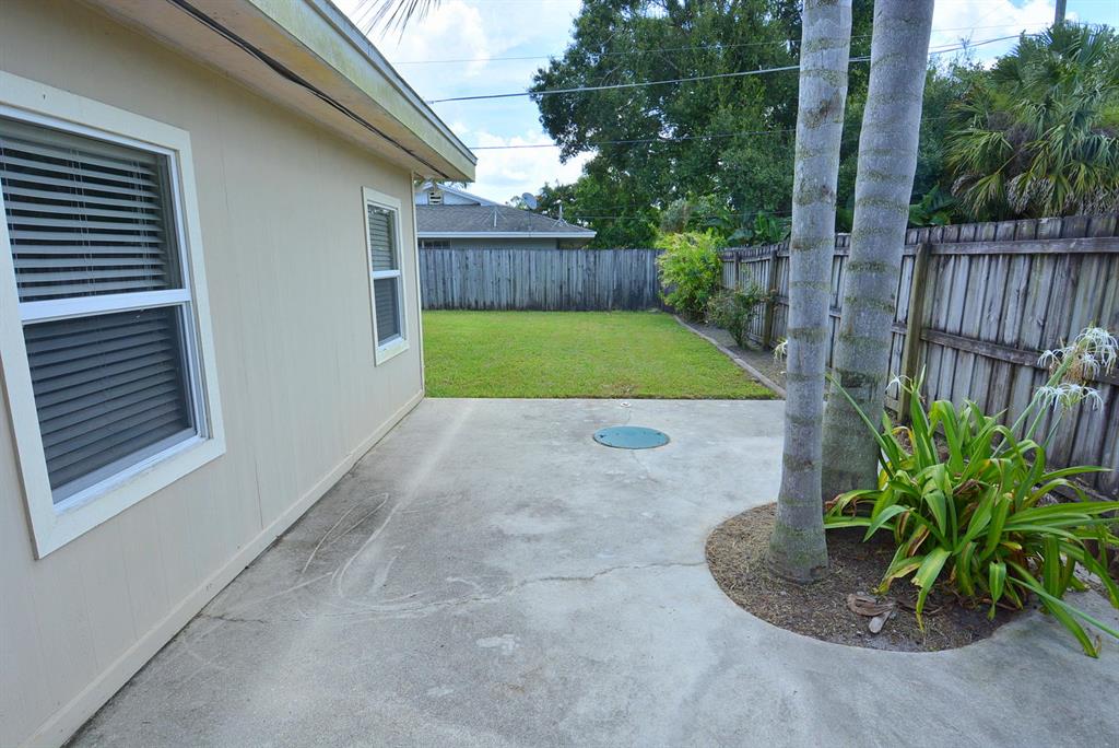 PALM LAKE ESTATES & ZORAT - Residential