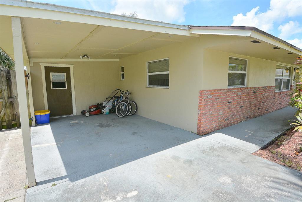 PALM LAKE ESTATES & ZORAT - Residential