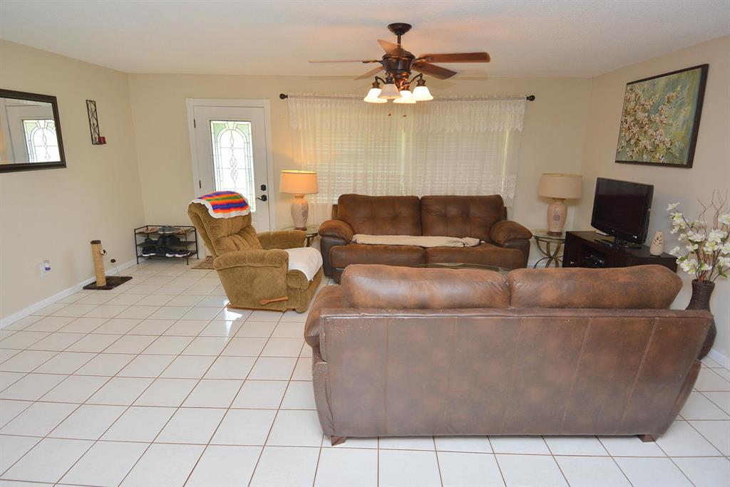 PALM LAKE ESTATES & ZORAT - Residential