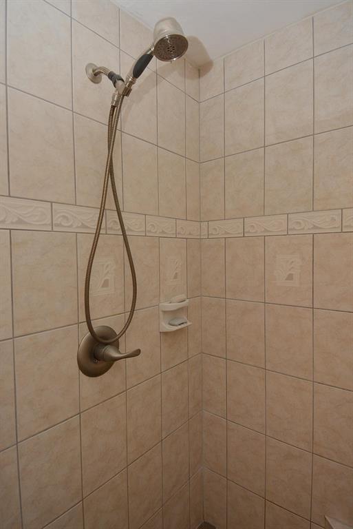 PALM LAKE ESTATES & ZORAT - Residential