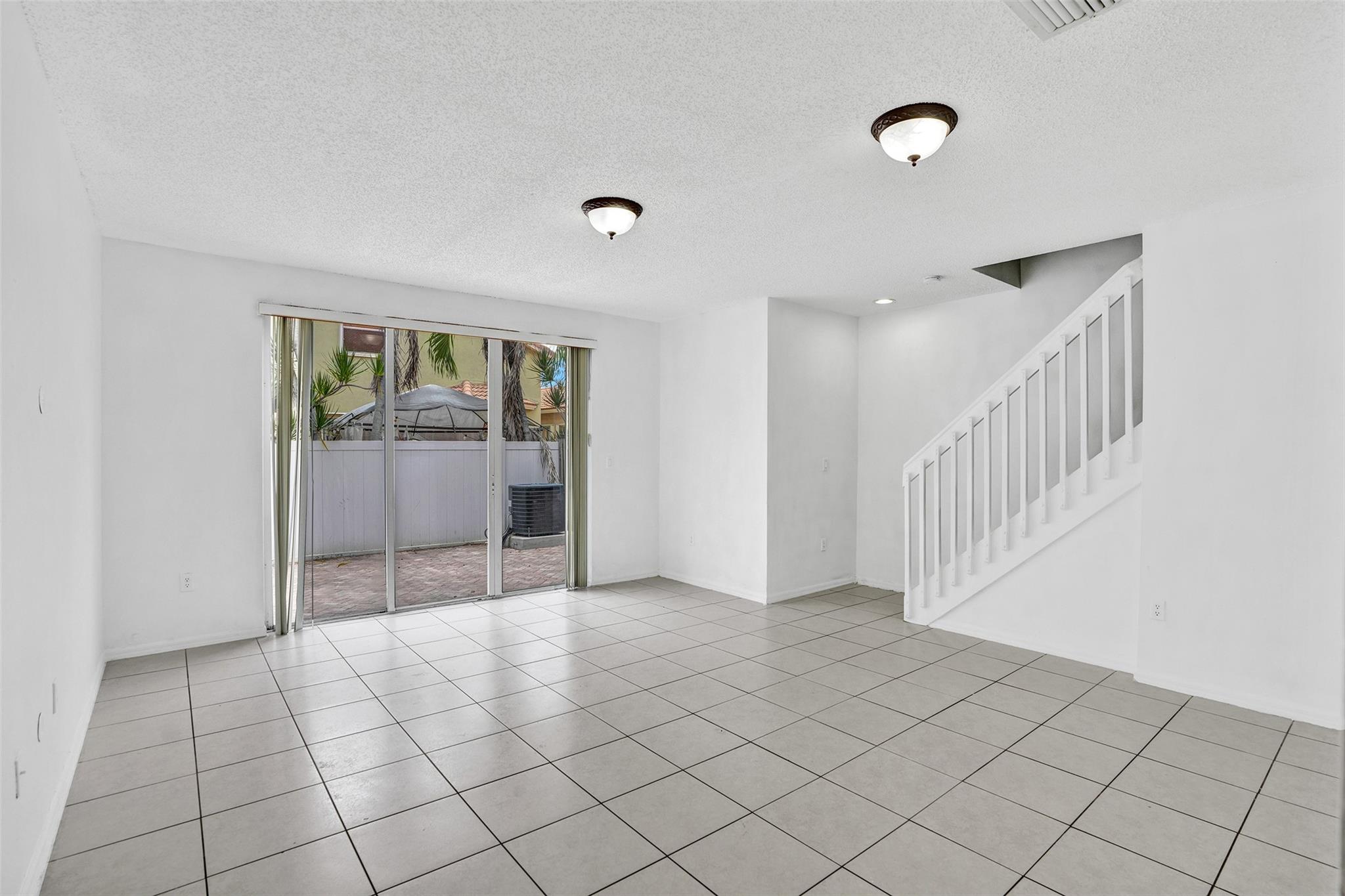 Marbella Cove - Residential