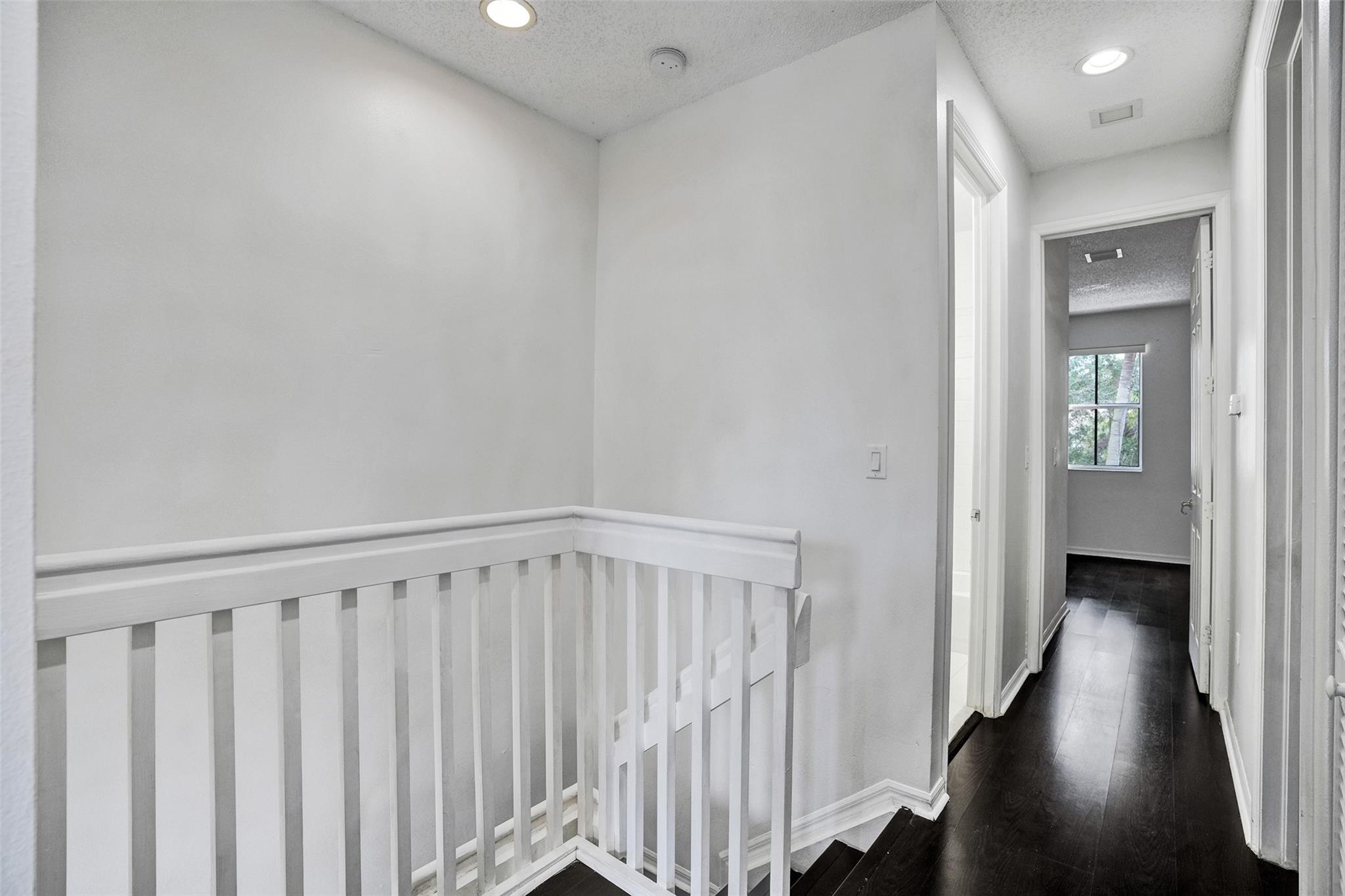 Marbella Cove - Residential