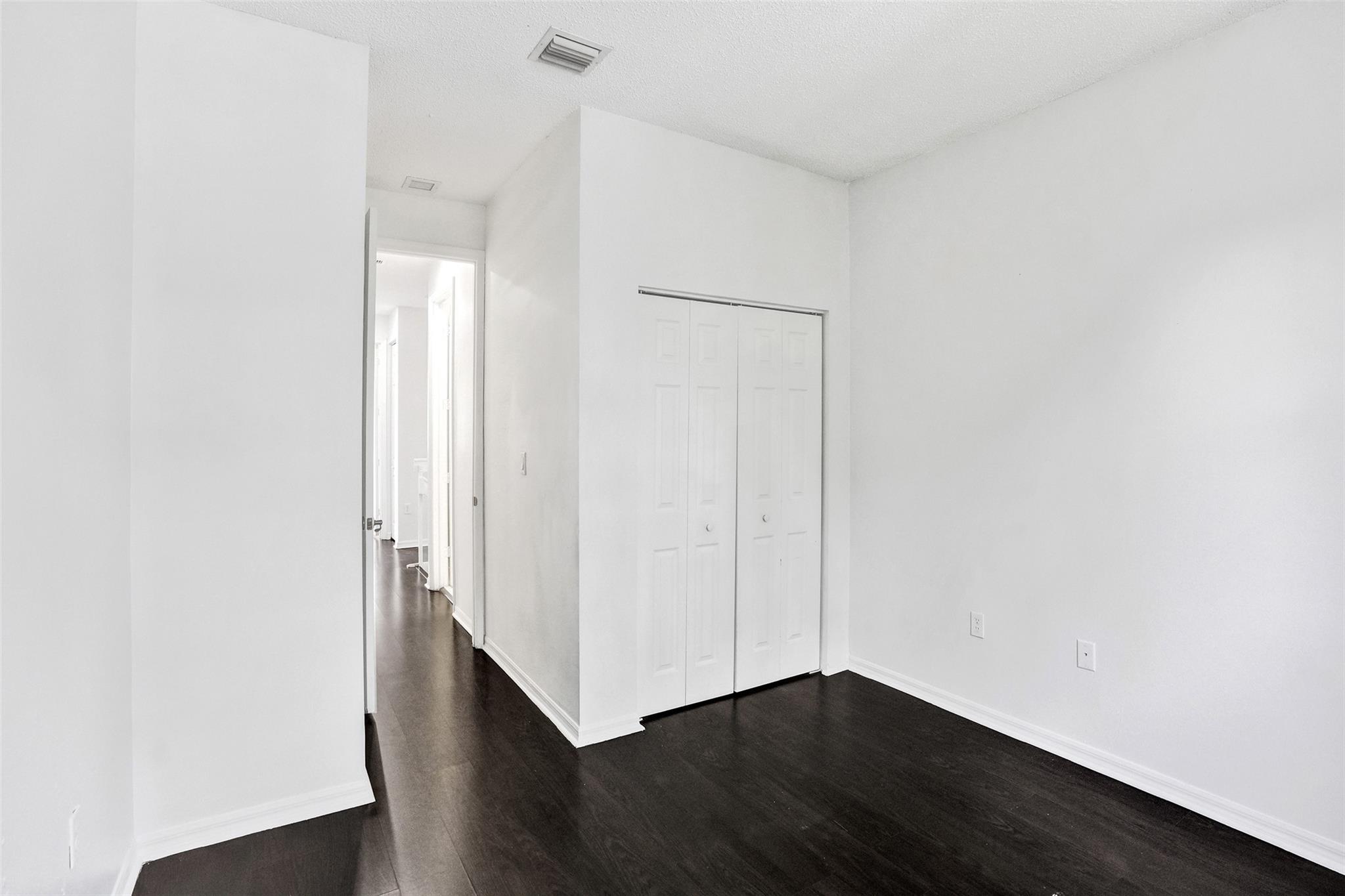 Marbella Cove - Residential