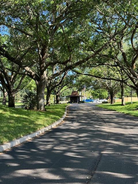 WOODLAND LAKES - Residential