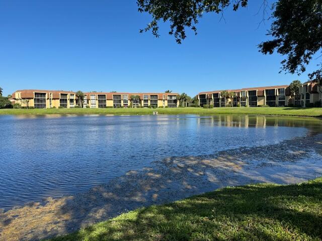 WOODLAND LAKES - Residential