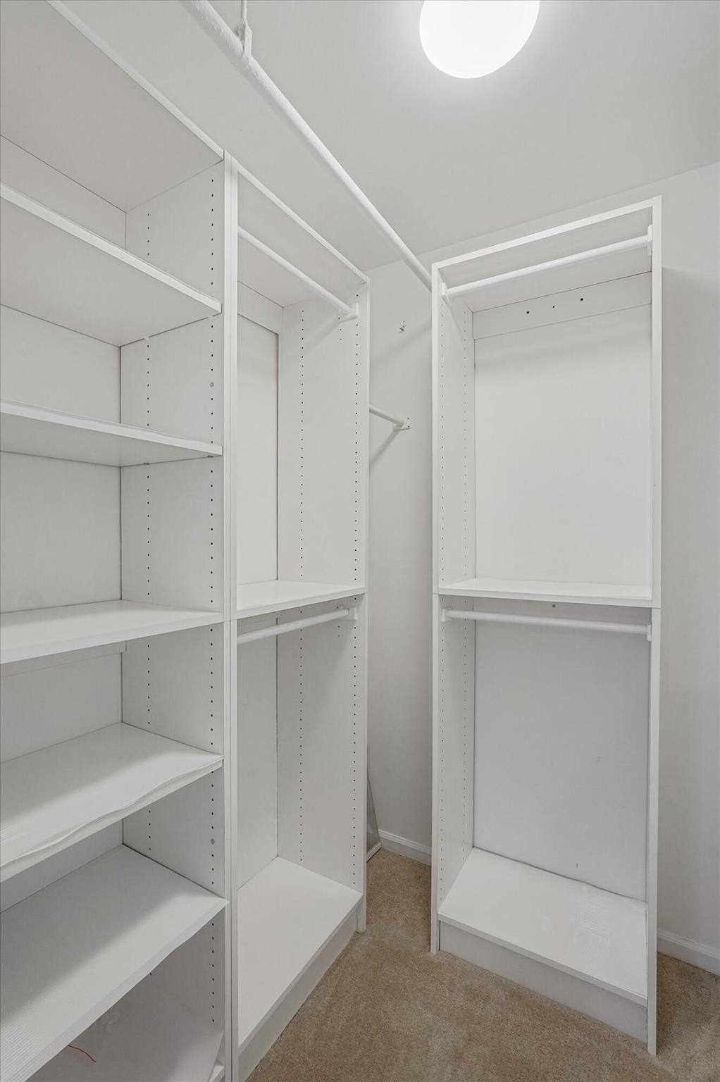 WOODLAND LAKES - Residential