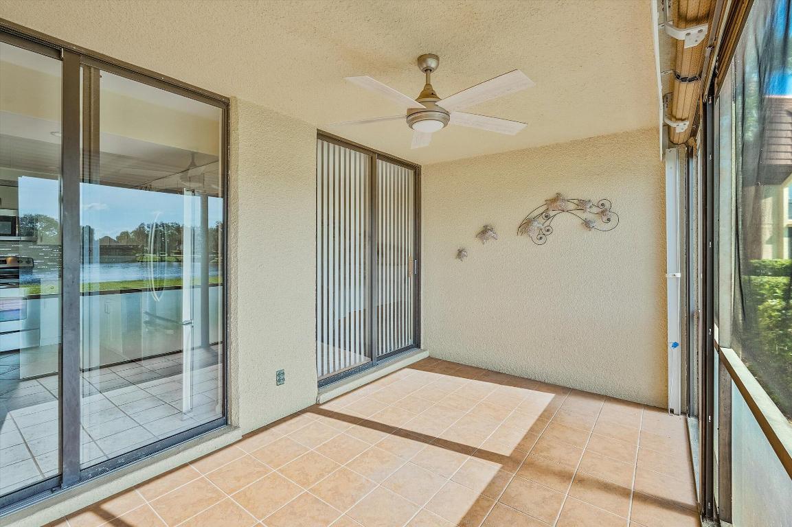 WOODLAND LAKES - Residential