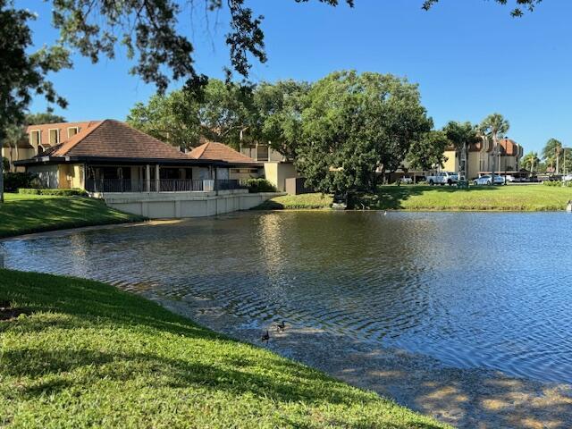 WOODLAND LAKES - Residential