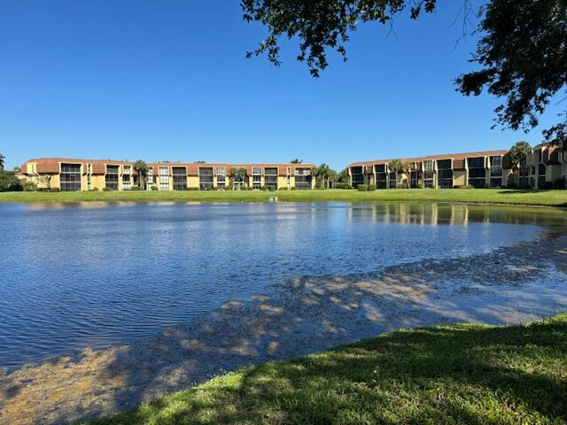 WOODLAND LAKES - Residential
