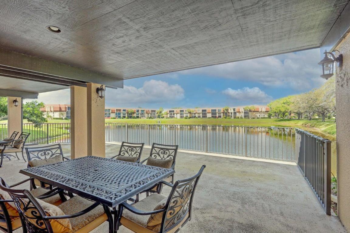 WOODLAND LAKES - Residential