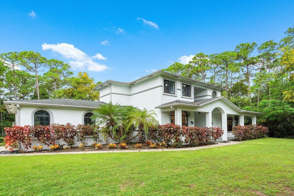 Photo of 15359 77th Trail N, West Palm Beach, FL 33418 (MLS # R10924074)