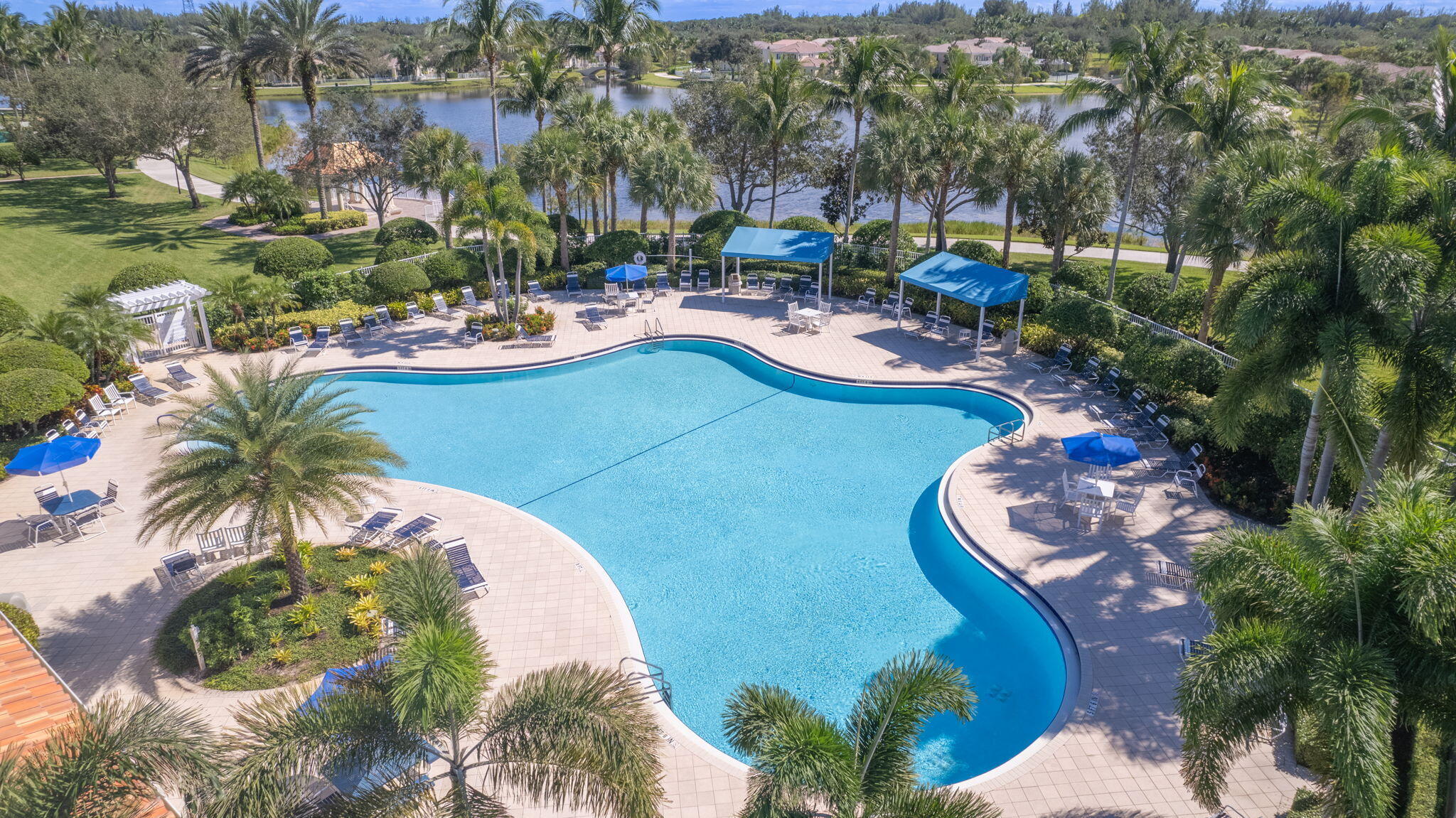 VILLAGEWALK - Residential