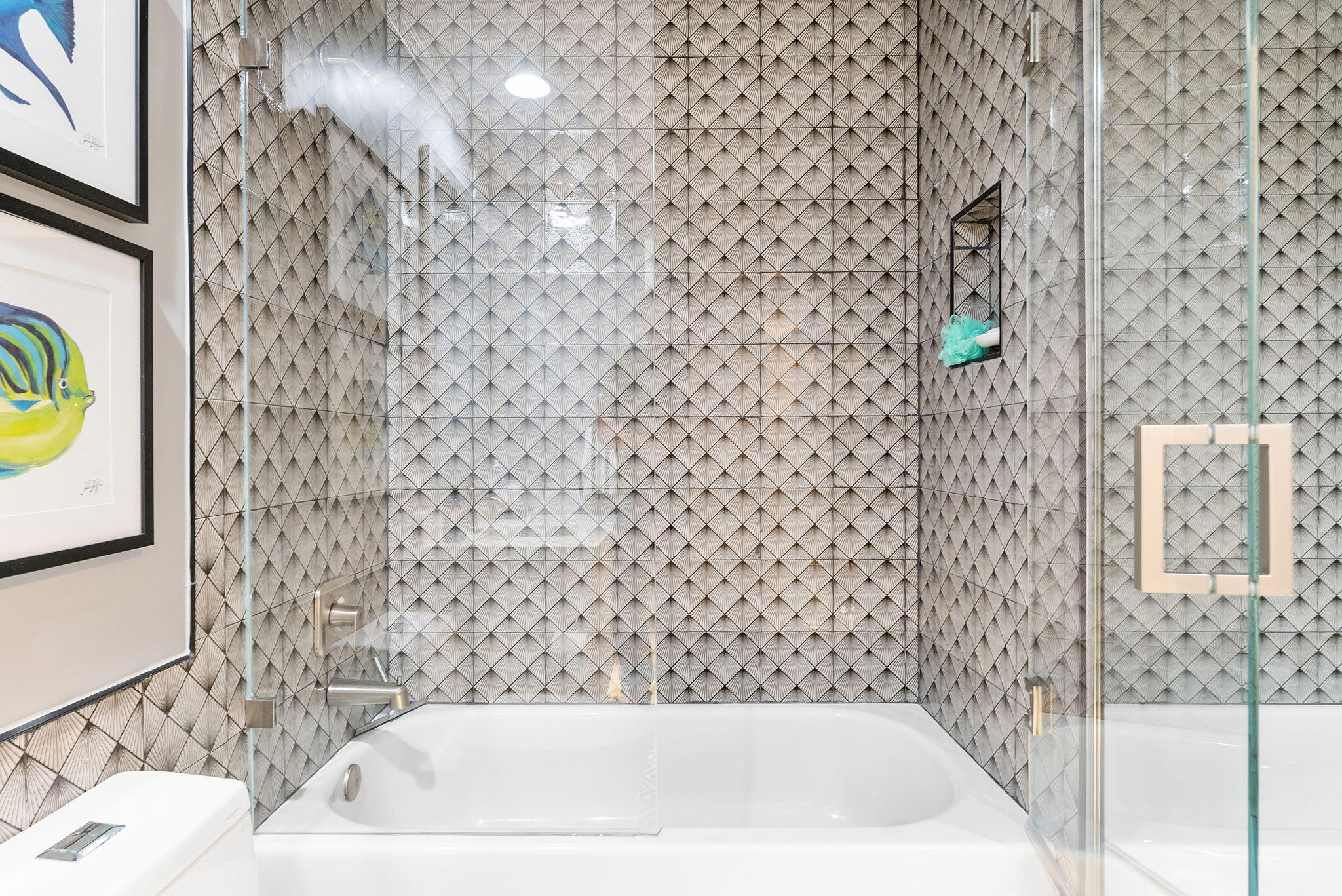 VILLAGEWALK - Residential