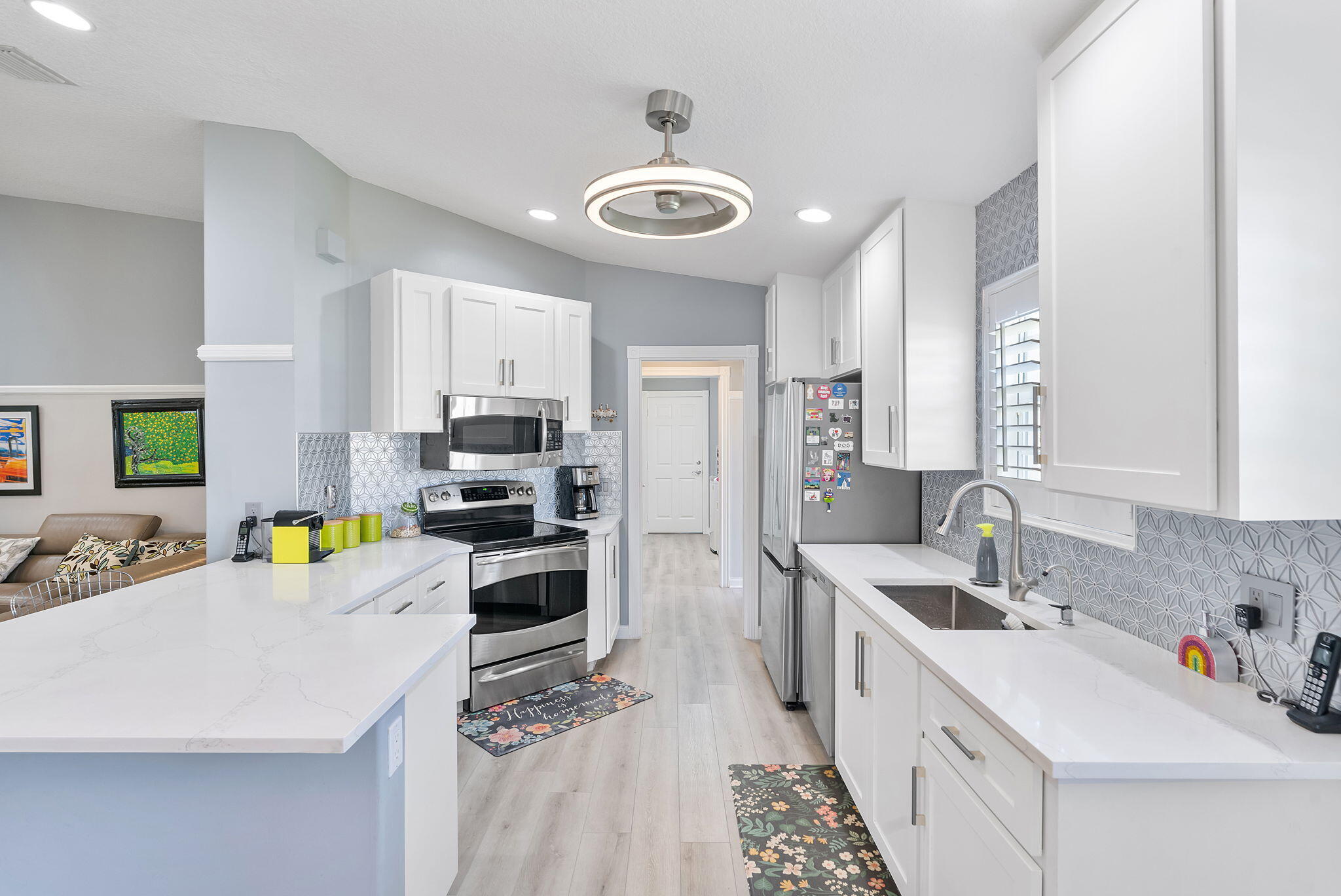 VILLAGEWALK - Residential