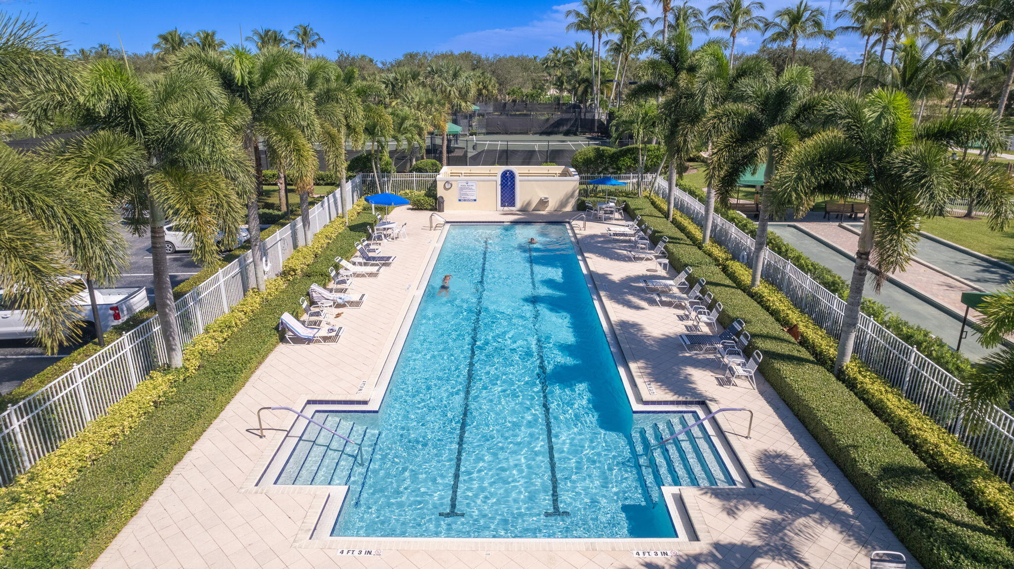 VILLAGEWALK - Residential