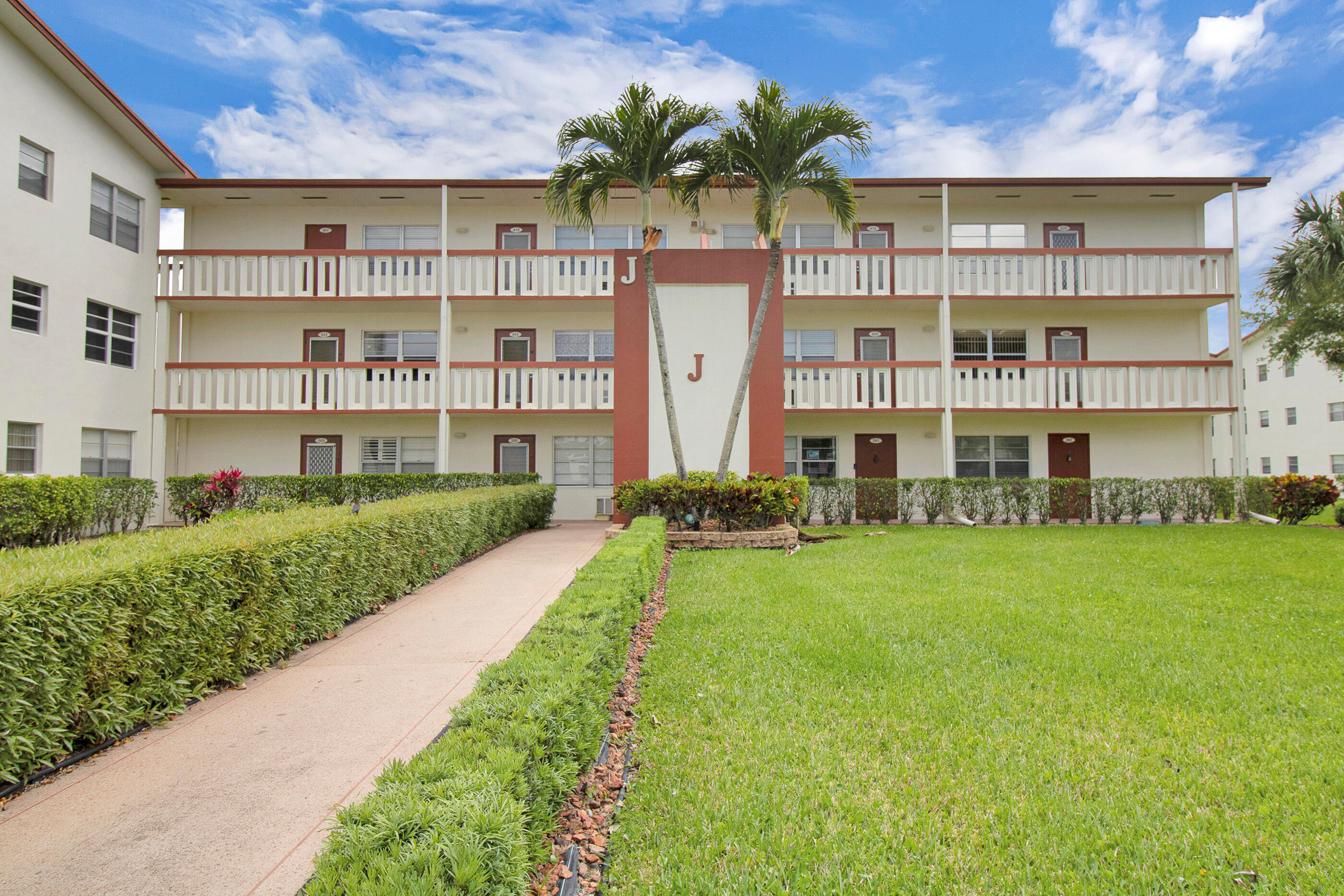 BRIGHTON AT CENTURY VILLAGE CONDO - Residential